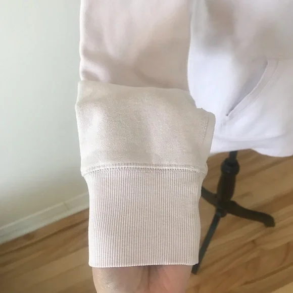 ๐2/$20- Aritzia/TNA Baltic hoodie - Picture 9 of 16